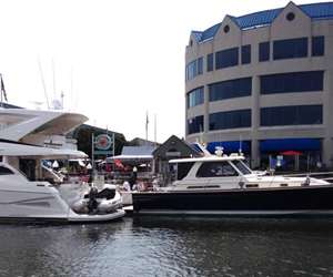 boat docked at the crab shell